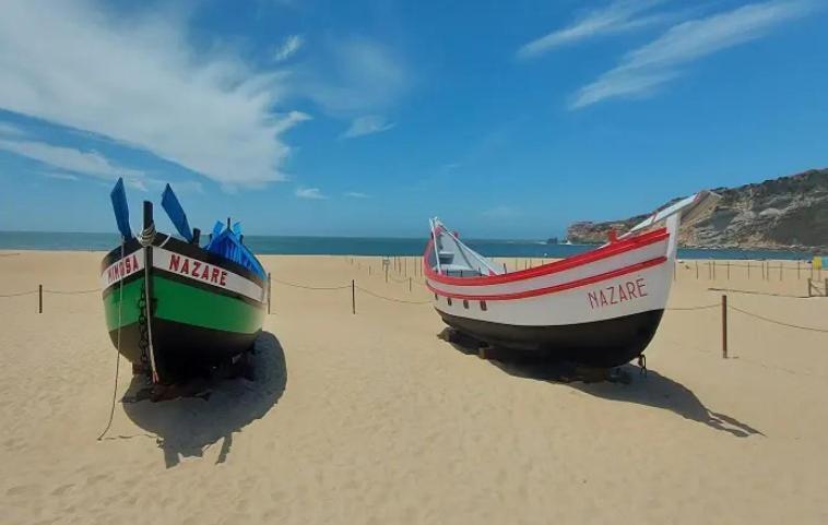 100 Meters From The Beach! Rua Da Regeneracao Nazaré Exterior foto